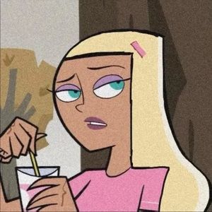 Meet your Posher, Ella